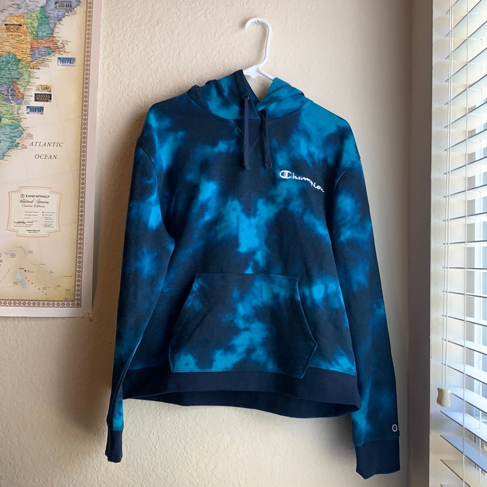 Women’s Champion Tie Dye Sweatshirt